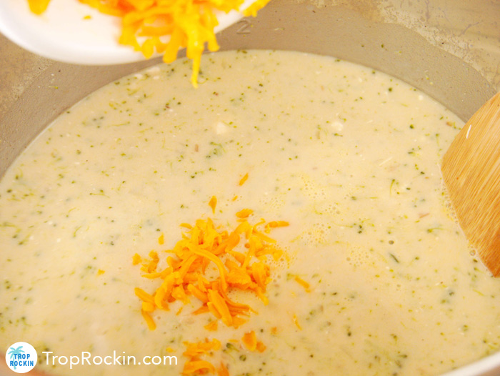 Add cheese into the instant pot.