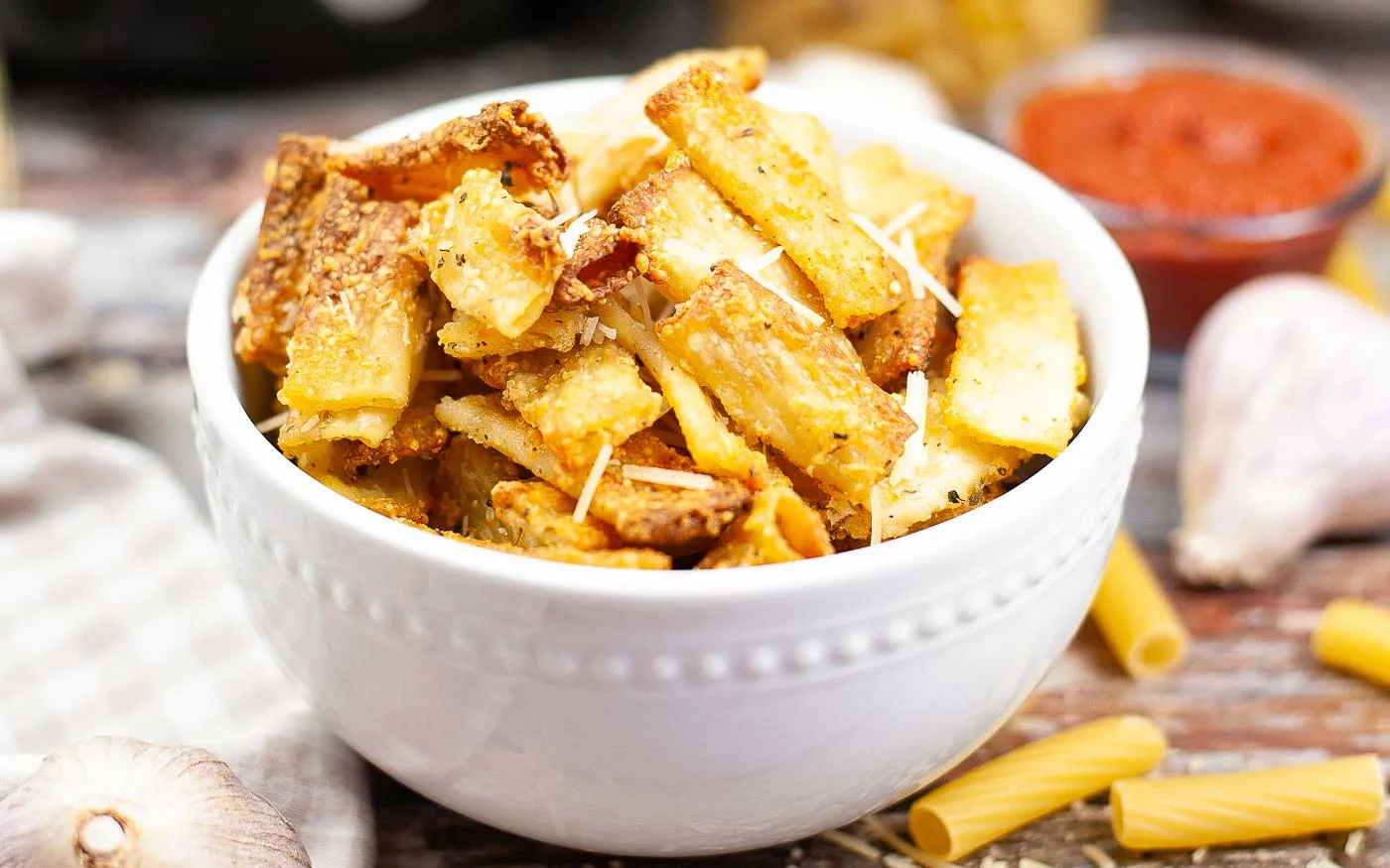 Bowl of air fryer pasta chips.