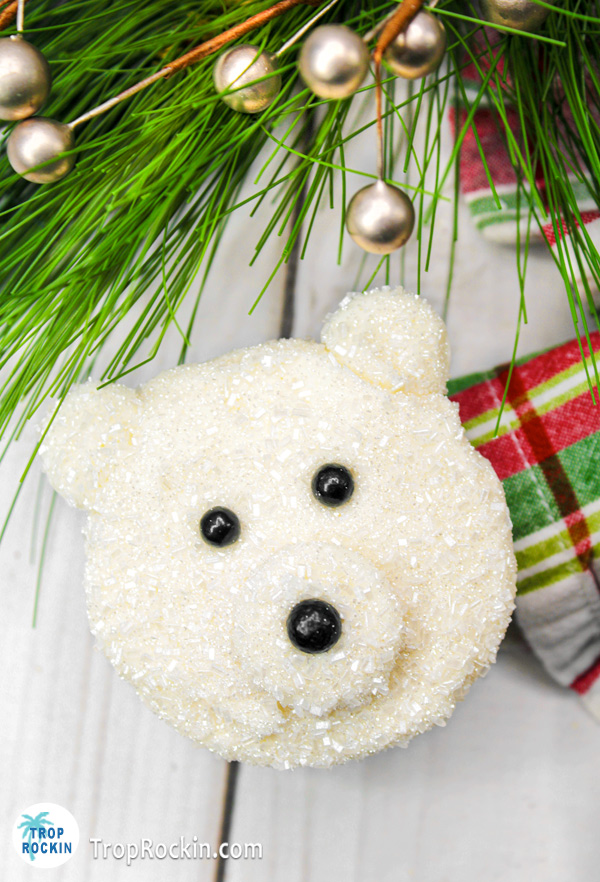 Polar bear cupcake fully decorated.