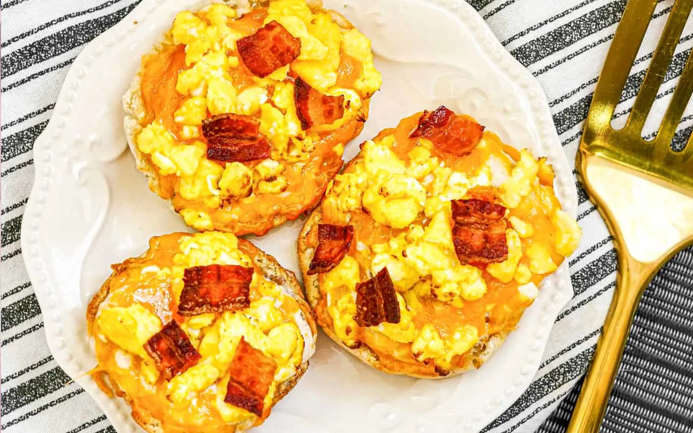 air fryer english muffin breakfast pizzas on a plate.