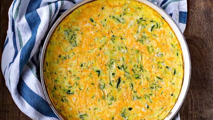  Frittata made with cheese and zucchini.