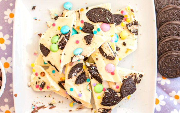 Plate with Easter Oreo bark piled on it.